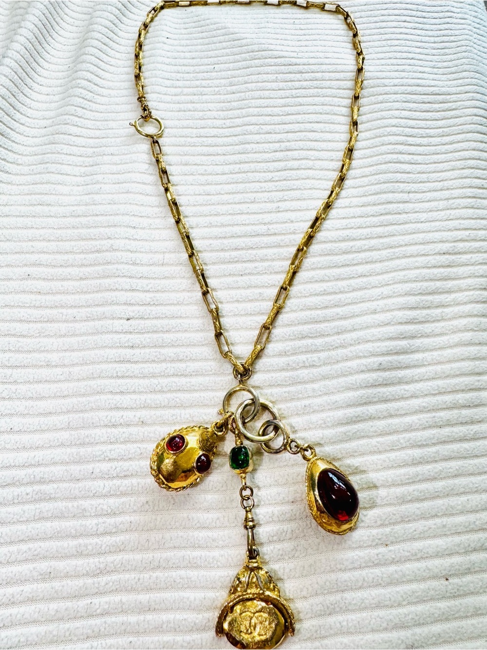 Chanel 24K Gold Plated Gripoix Fidget Multi-Pendant Necklace w/ Unique chain COA